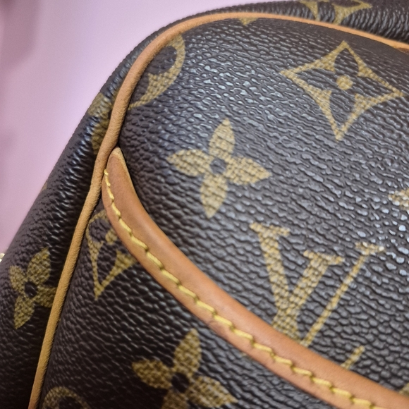 Louis Vuitton Monogram Deaville Bowling Business Handbag - Picture 13 of 16